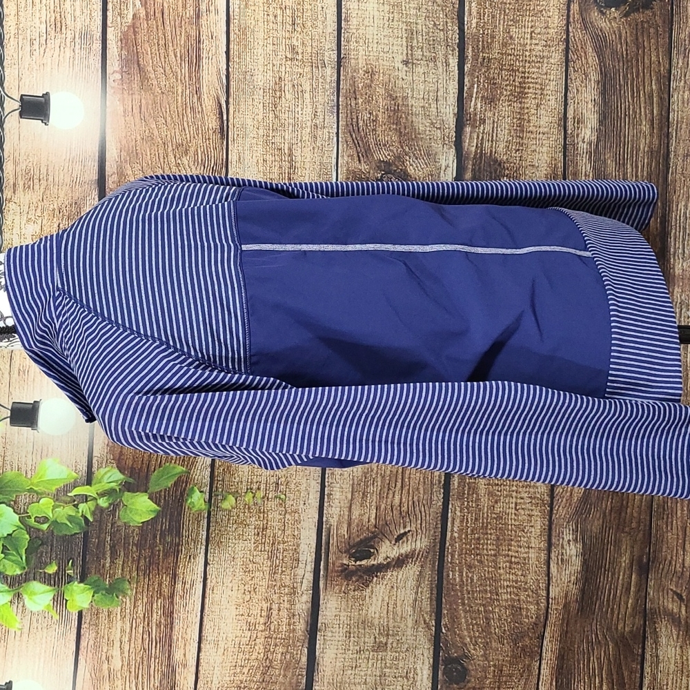 Adidas Striped 1/4 Zip Performance Pullover | Navy & Blue | Medium - Picture 8 of 12